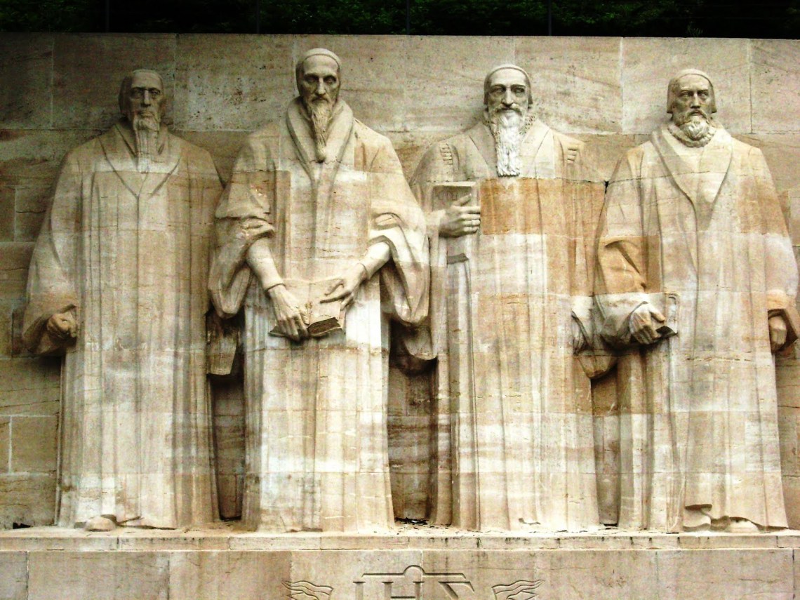 reformers-wall-close-up